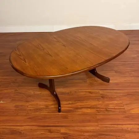 9 Different Dining Tables, Mid Century & More