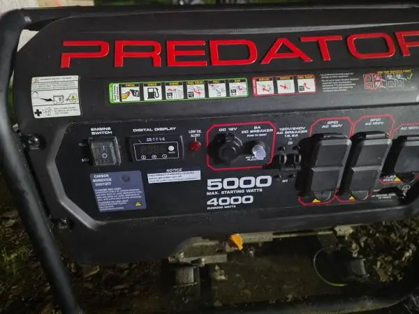 Portable generator, low use, works great 5k watts