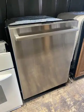 SS Bosch Dishwasher Built In Model #SHX68T55UC Used Good Cond