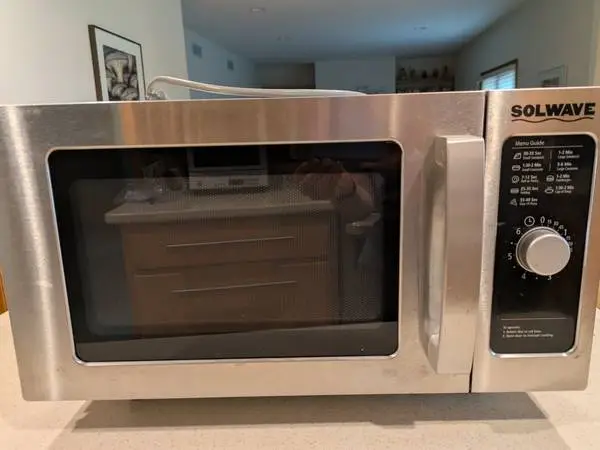 Solwave MW1000D commercial grade microwave oven