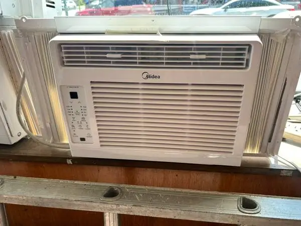 Air Conditioner Midea