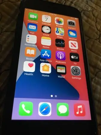 Model iPhone 8 32 gb 🇬🇧