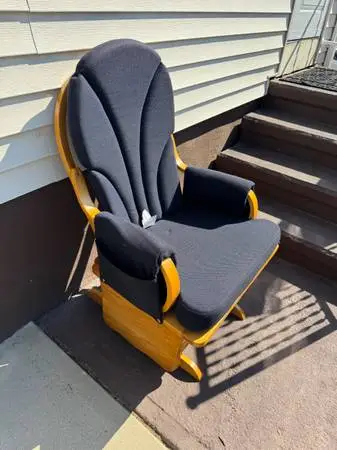 Household Wooden Living Room Rocking Gliding Chair With Cushions