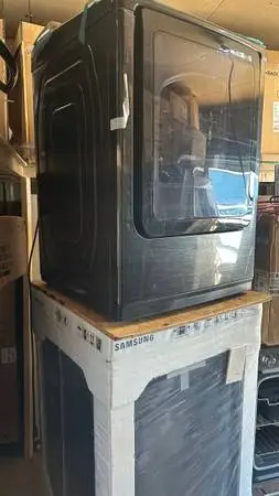 New Samsung Side-by-Side Washer & Dryer Set