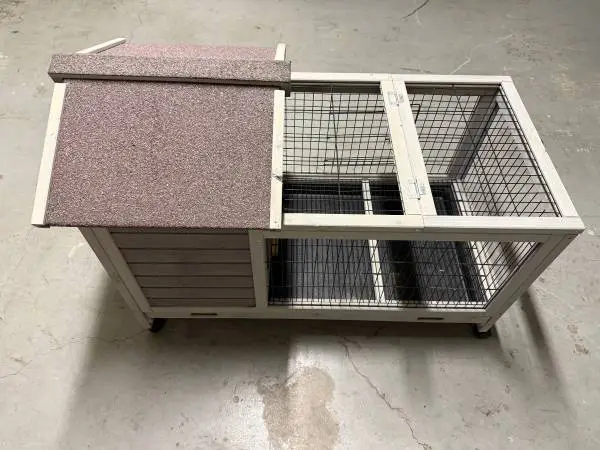 Rabbit cage with ramp and top opens 2 places