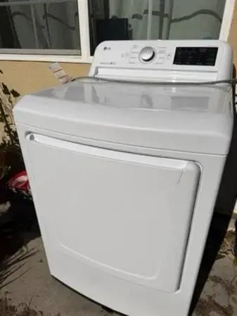 7.3-cu ft Vented Gas Dryer ( White )
