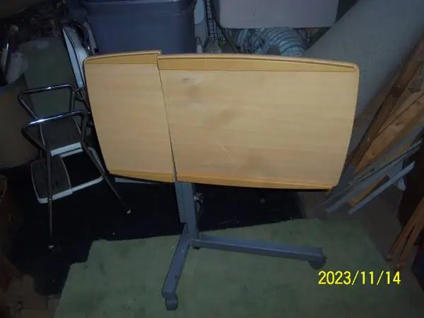 Rolling adjustable laptop desk cart