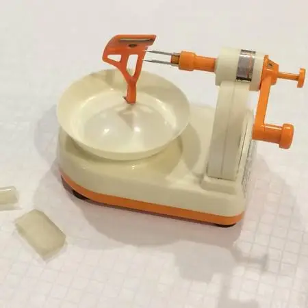 Manual Apple Peeling Fruit Peeler