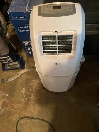 Portable air conditioner