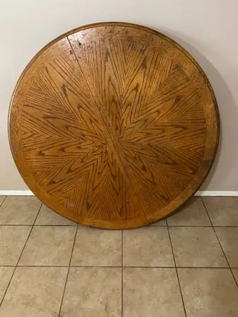Dining room table and 4 chairs