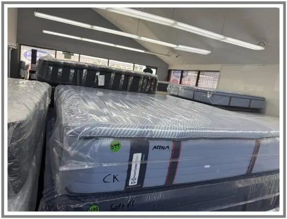 CALIFORNIA KING SIZE SEALY POSTUREPEDIC PRO MATTRESS & BOXES BED