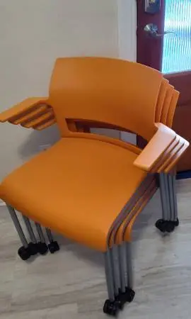 CHAIRS STEELCASE