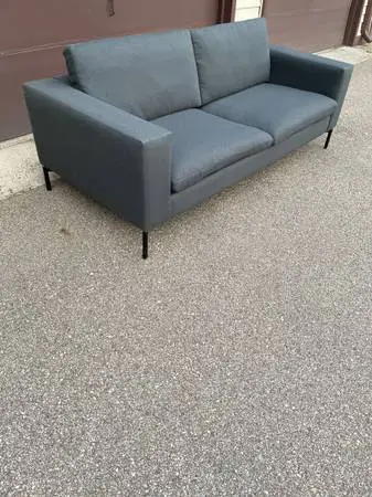 BLUE DOT PARAMOUNT DOWN SOFA 80 INCH