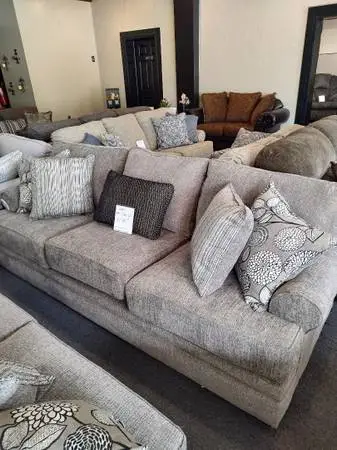 LOOKING FOR NEW FURNITURE OR MATTRESSES? WEVE GOT IT! LOW PRICES