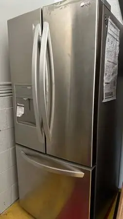LG 22 cu. ft. French Door Fridge (30 inches wide)