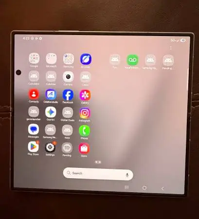 Galaxy fold7 factory unlocked silver shadow 512GB