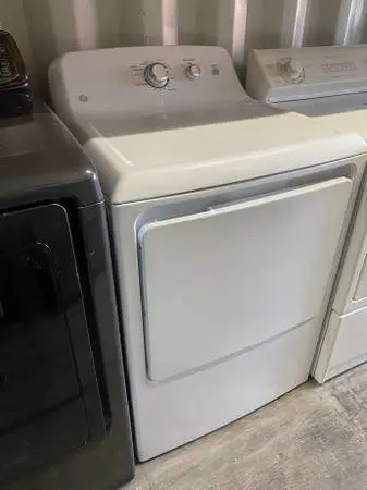 White GE Electric Dryer 6.2 Cu Ft Model #GTX33EASKOWW Used