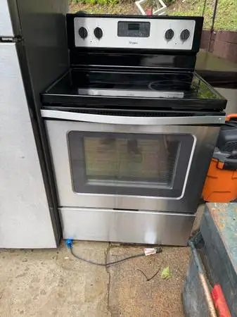 Whirlpool electric stove