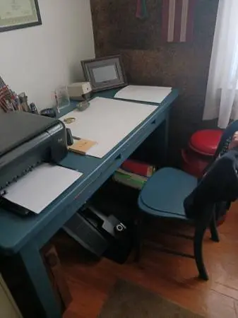 Art table & chair