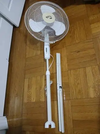Like New Hampton Bay 16 Pedestal Fan – Deep Cleaned