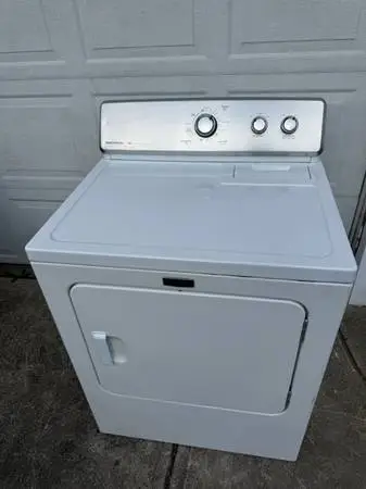Newer Maytag 7.0 Cu Ft Commercial Super Capacity Dryer Cost $700