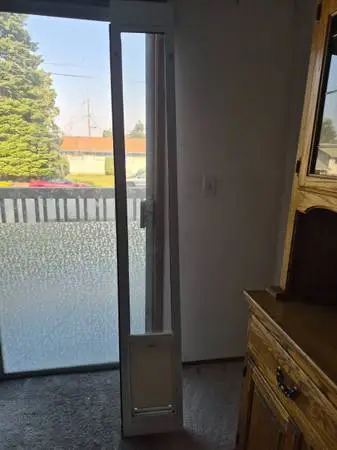 Dog door glass slider insert.