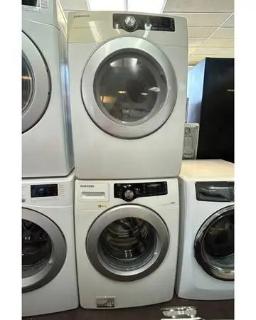 Samsung Set Stackable Washer and Dryer