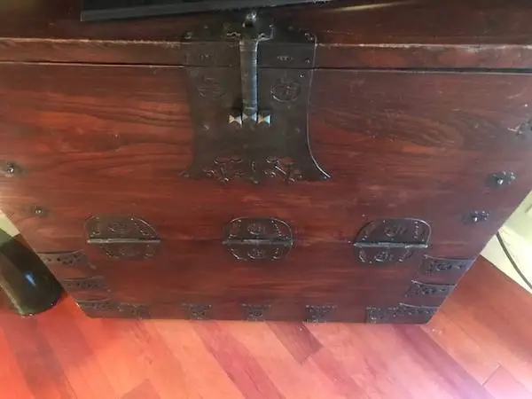 Korean chest $300 or offer