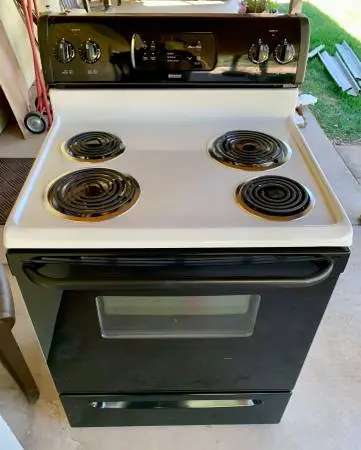 Electric Stove (like new)