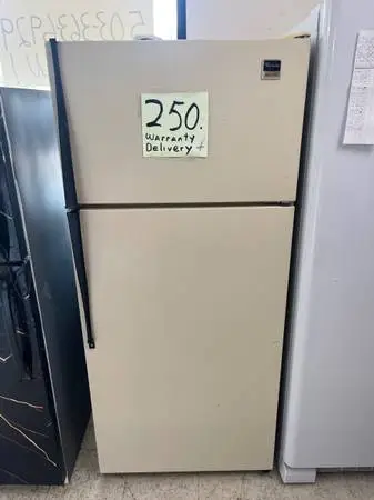 Refrigerator 16 ft.³ whirlpool custom Warranty delivery call/text