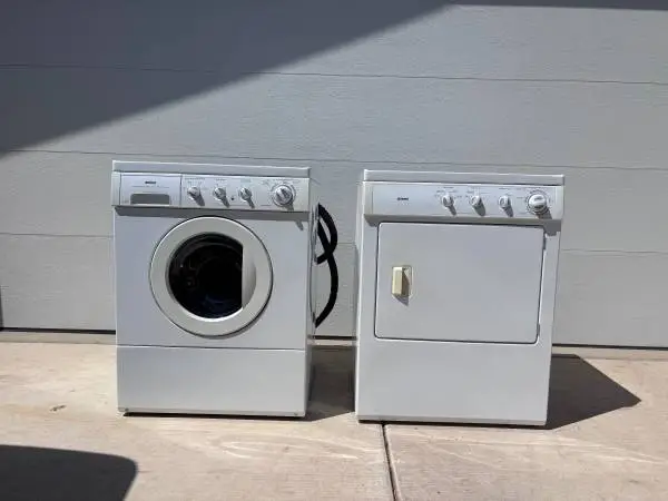 Matching Set Kenmore washer/dryer