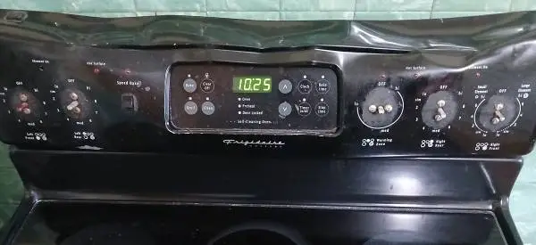 Damaged Stove for Parts - Complete