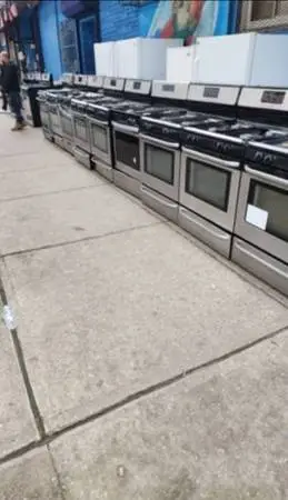 FRIGIDAIRE Gas Stove 30