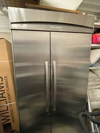 42 inch Thermidor refrigerator in great condition