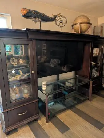 Entertainment / Media Wall Unit with Bridge