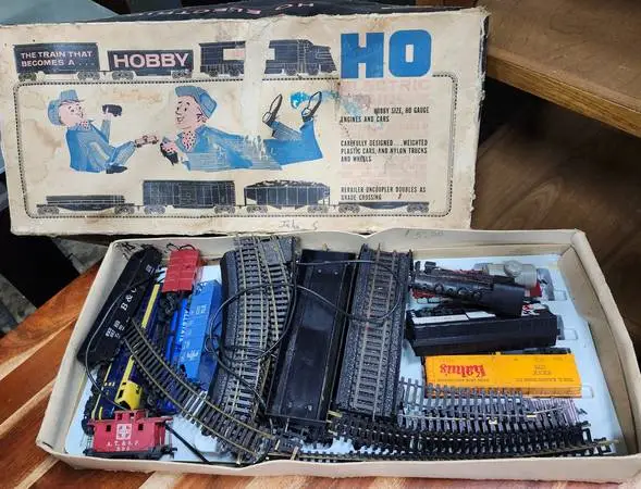Vintage Allstate HO Scale Electric Train Set produced by Louis Marx &