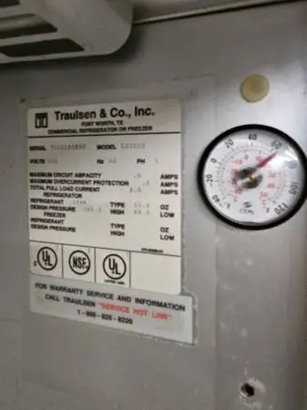 TRAULSEN 2 solid door cooler