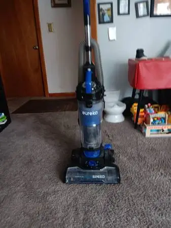 Eureka power speed vacuum