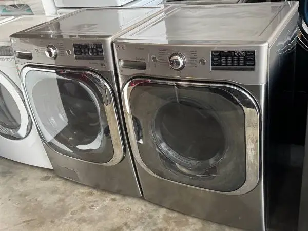 Mega capacity front load LG washer and front load LG dryer electric