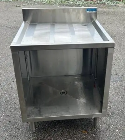 Undercounter Glass Rack w/ Drainboard Top RTR# 6063819-03