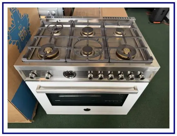 Bertazzoni – 36″ Professional Series range Gas oven Natursl Gas-Wh