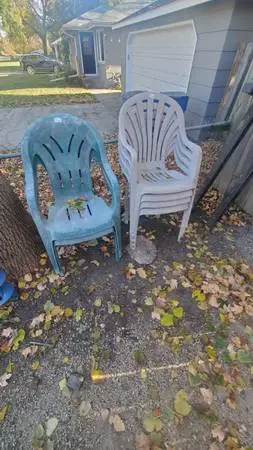 patio or yard chairs $4 each