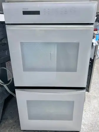 Thermador Built In Electric Wall Double Oven,Convection, White 27 Inch