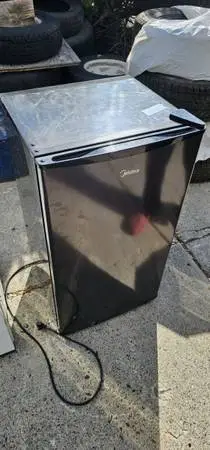 2 Dorm Fridges