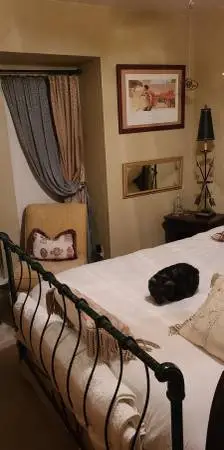 King wooden head boards, queen headboard & frames