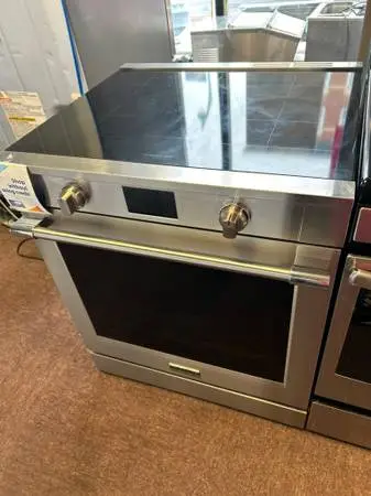 Frigidaire Professional Induction Stove in Stainless Steel