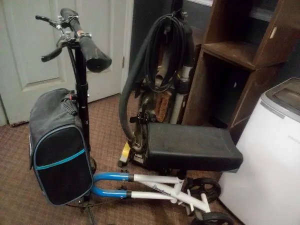 Knee scooter used one time