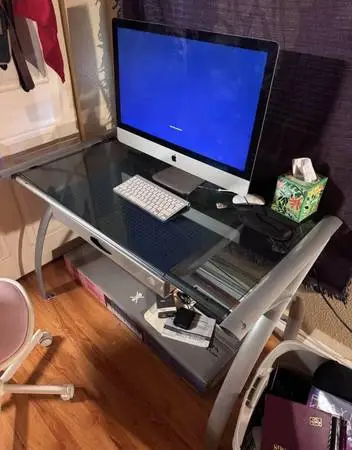Computer desk