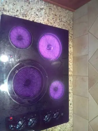 Drop In / Surface stove top - Used Working . August 15 & 16 Newton