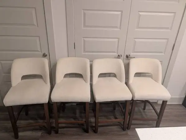 Counter Heigh Barstools